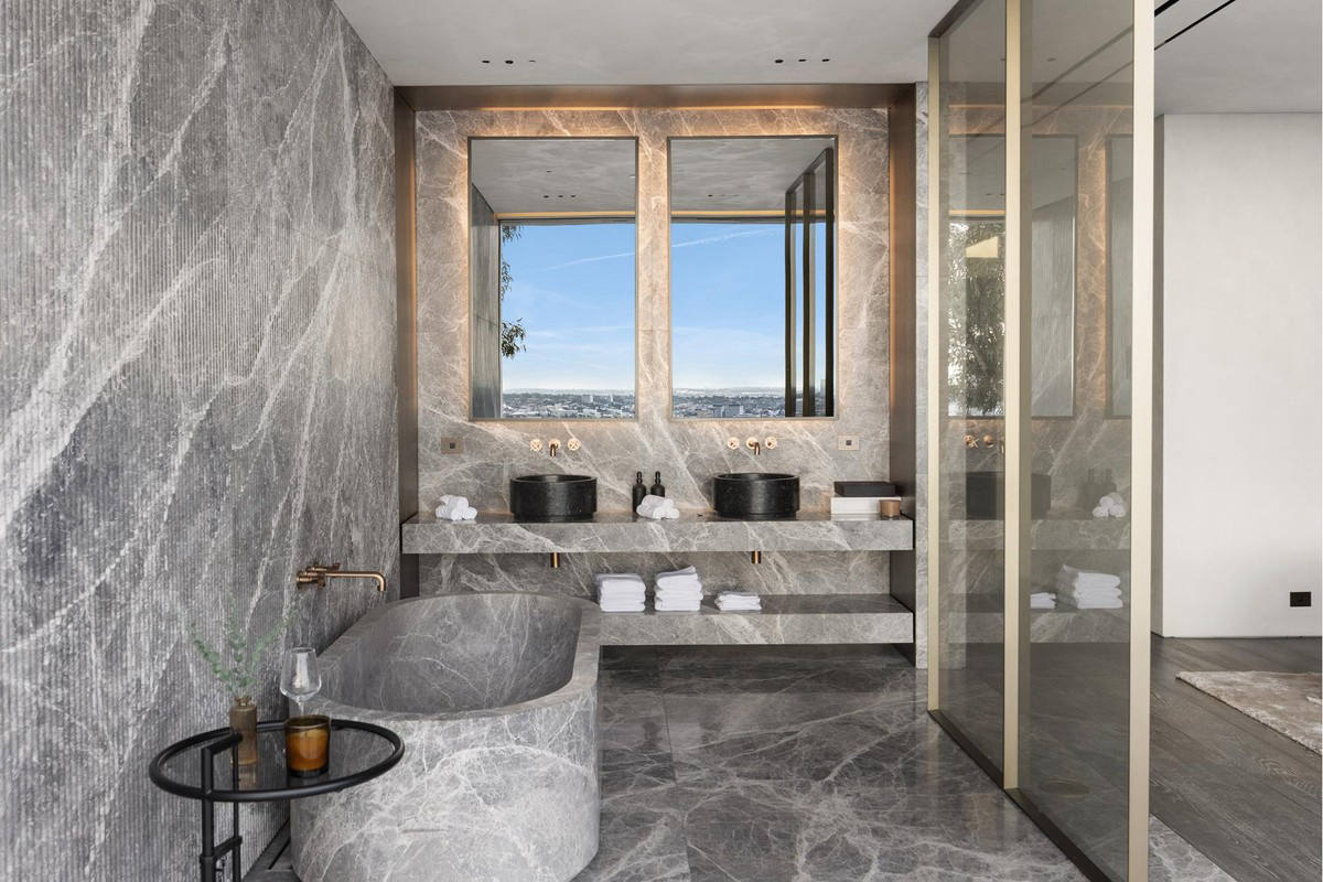 Дом, 151 м², 44 500 000$ — FAKTOR